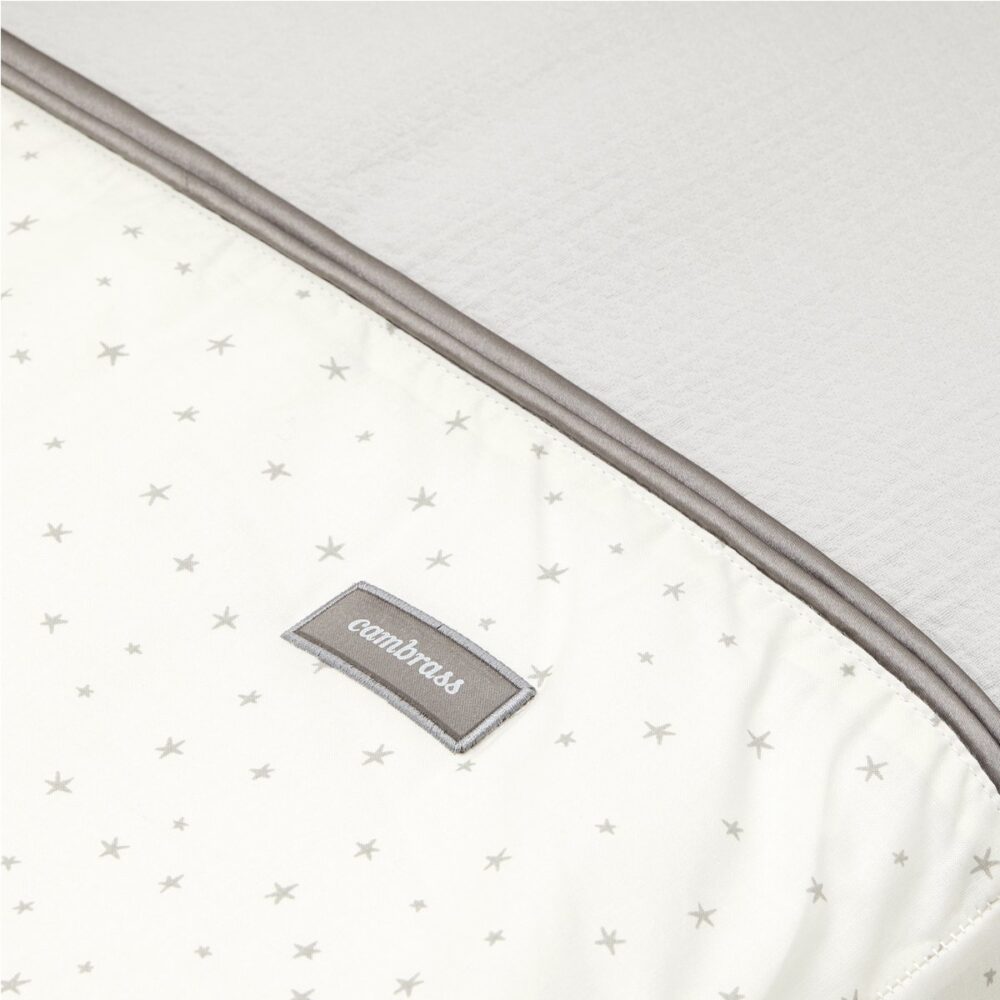 Jgo 2 Pcs.Colcha I-V. Cuna 70 Magia Gris 70X140X3 Cm Cambrass - Imagen 5