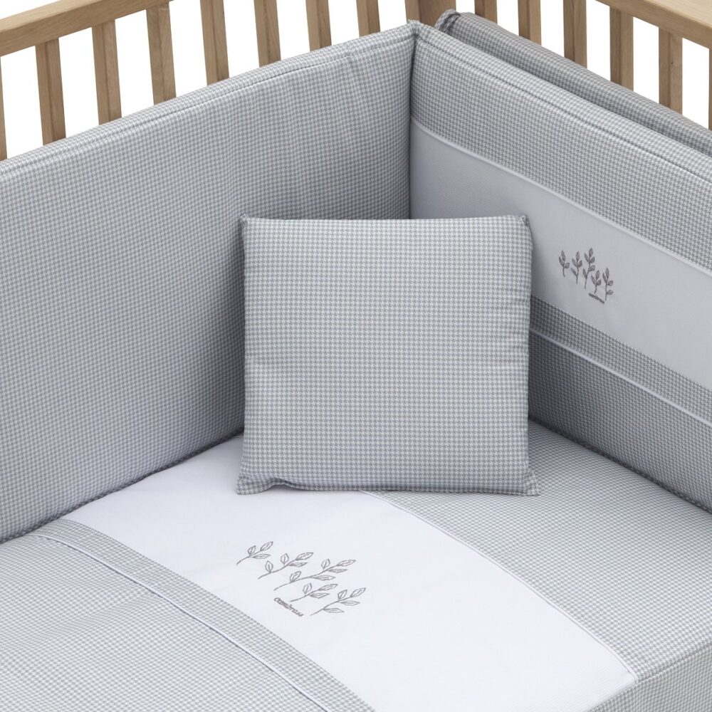 Jgo 2 Pcs.Colcha I-V. Cuna 70 Mini Windsord Gris 70X140X3 Cm Cambrass - Imagen 2