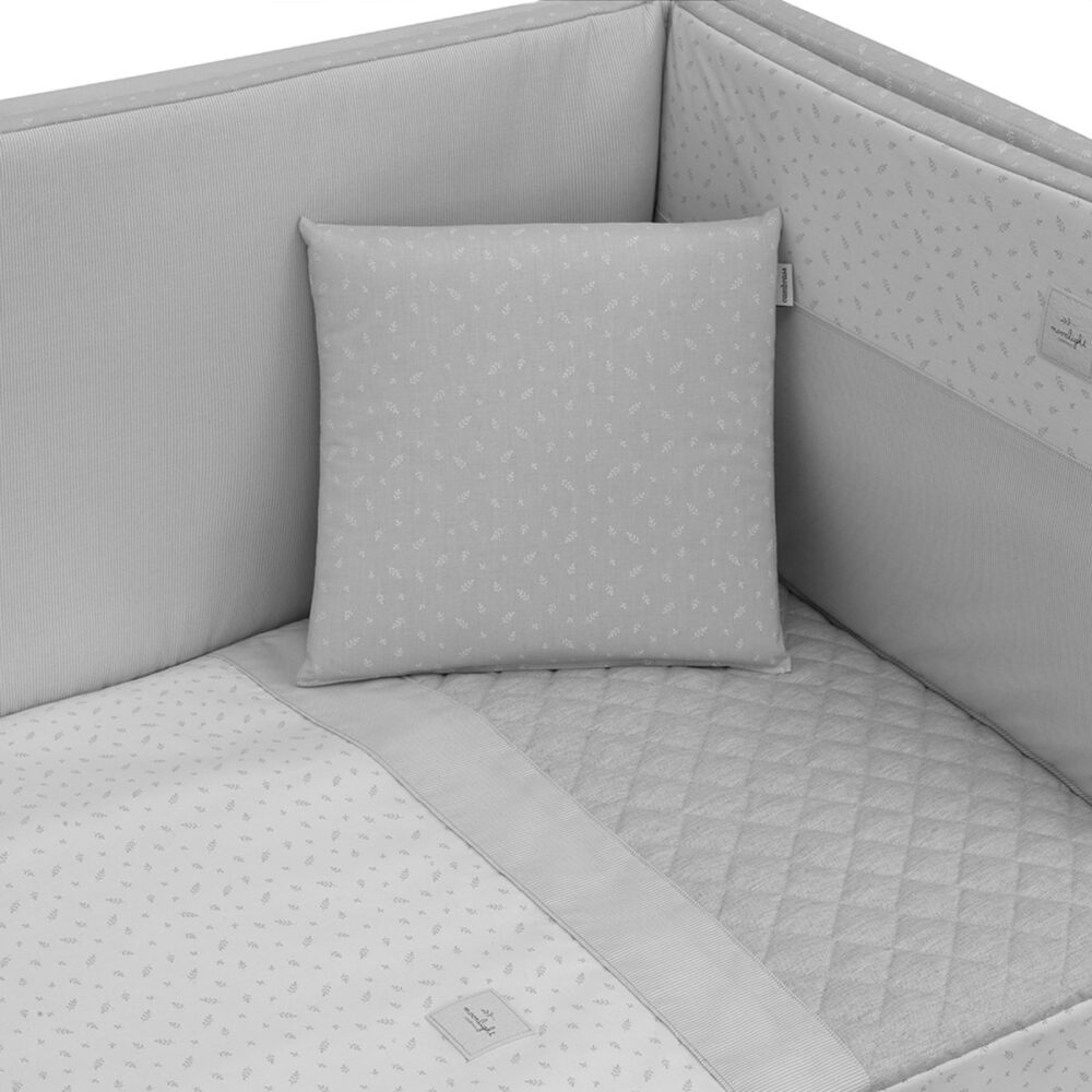 Jgo 2 Pcs.Colcha I-V. Cuna 60 Fresco Gris 60X120X3 Cm Cambrass - Imagen 2