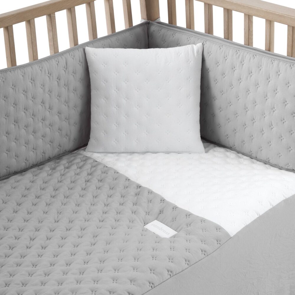 Jgo 2 Pcs.Colcha I-V. Cuna 60 Soft Gris 60X120X3 Cm Cambrass - Imagen 2
