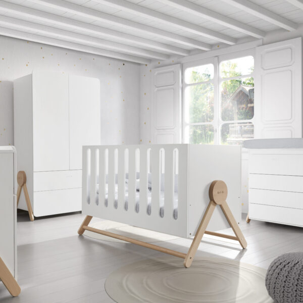 Cuna Micuna Bed Swing 140x70 blanco y madera